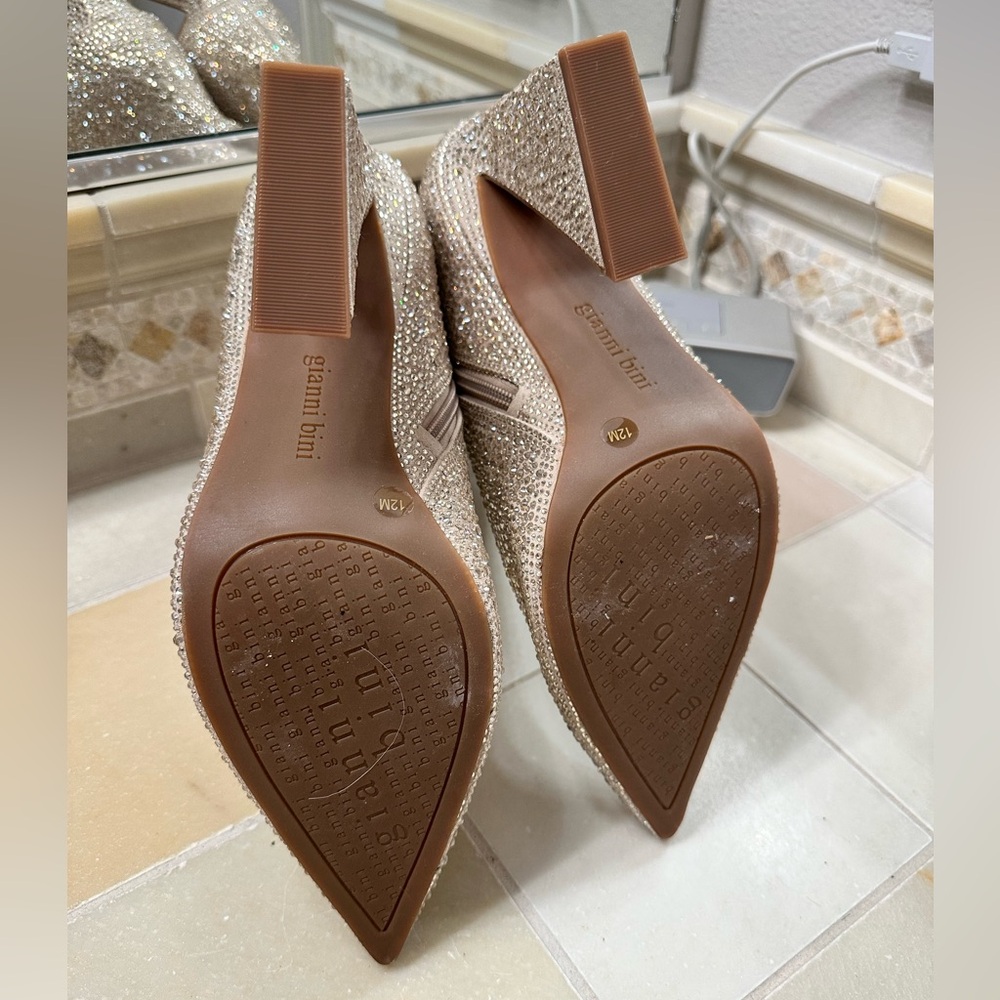 Gianni Bini Boots - Picture 7 of 7